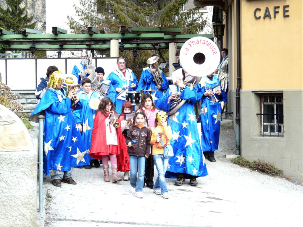 Carnaval Leytron par la Pharateuse 2008